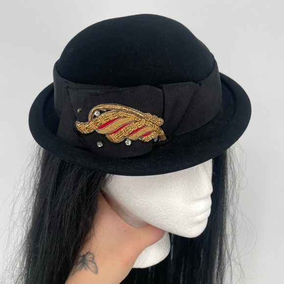 Vintage MCM Black Fur Felt Bowler Hat With Gold Appliqué & Rhinestones - Picture 4 of 14